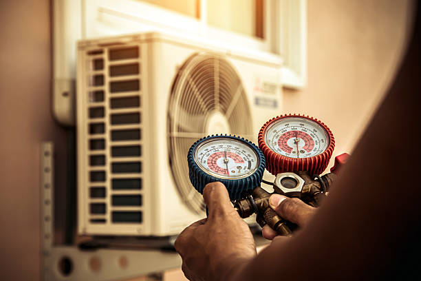 Professional Heat Pump Repair technician working in Dufur, OR